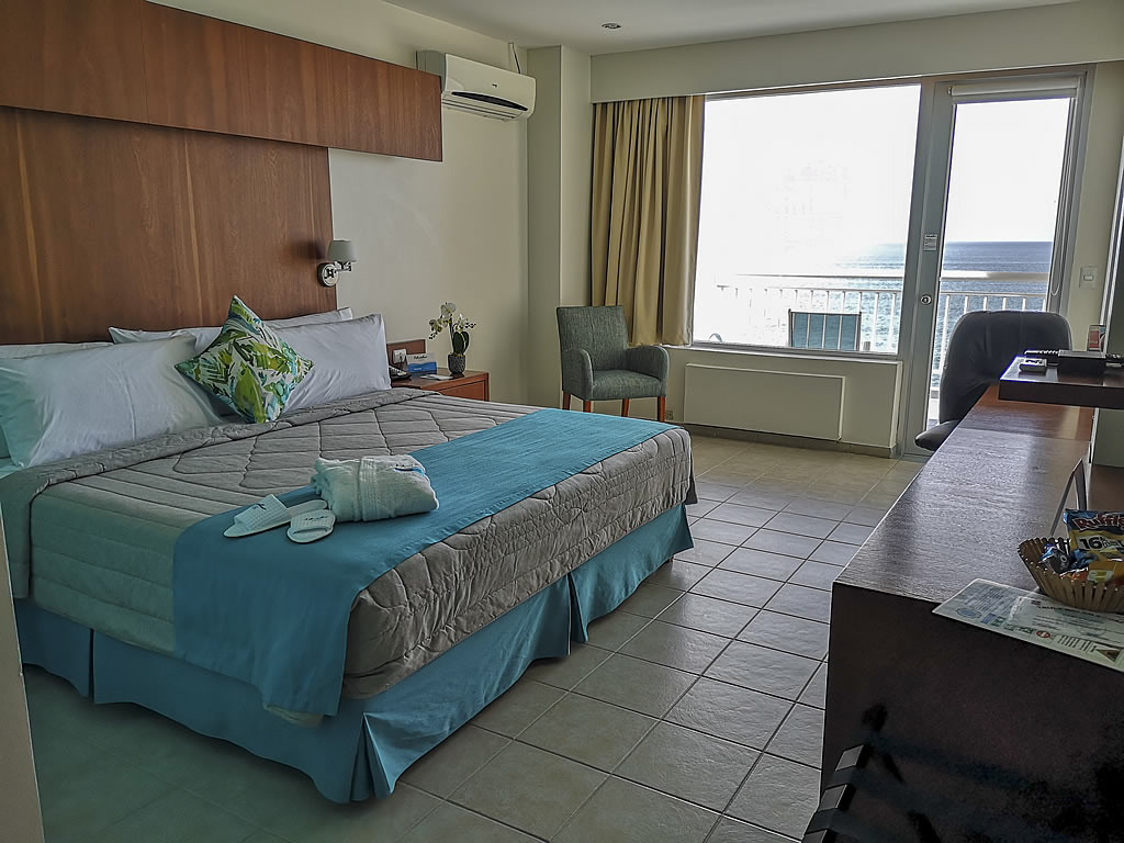 Habitación Deluxe King con Vista al Mar y Balcón